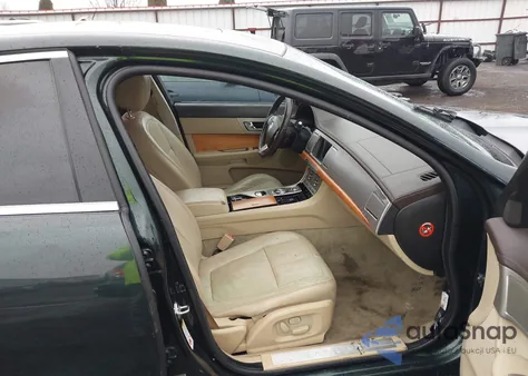 2009 Jaguar Xf Luxury from USA, damaged, VIN SAJWA05B89HR06835